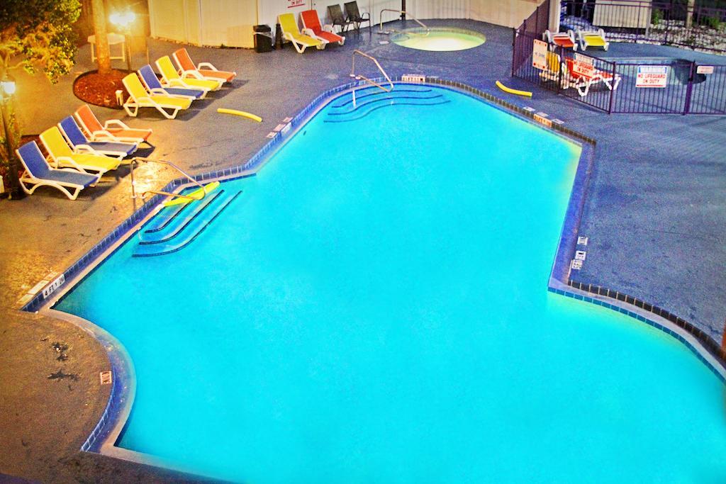 Ramada By Wyndham Kissimmee Downtown Hotel Zewnętrze zdjęcie