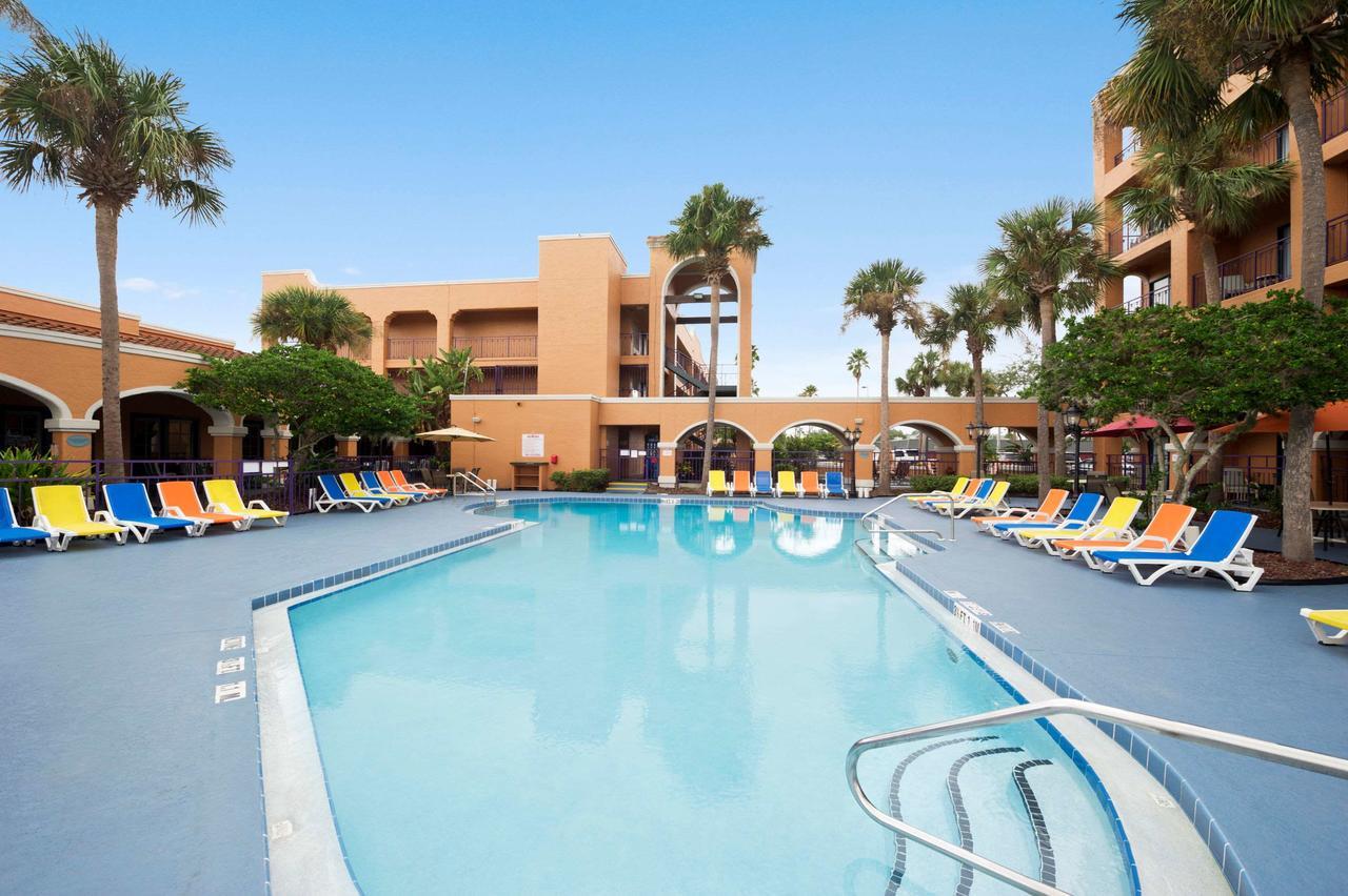 Ramada By Wyndham Kissimmee Downtown Hotel Zewnętrze zdjęcie