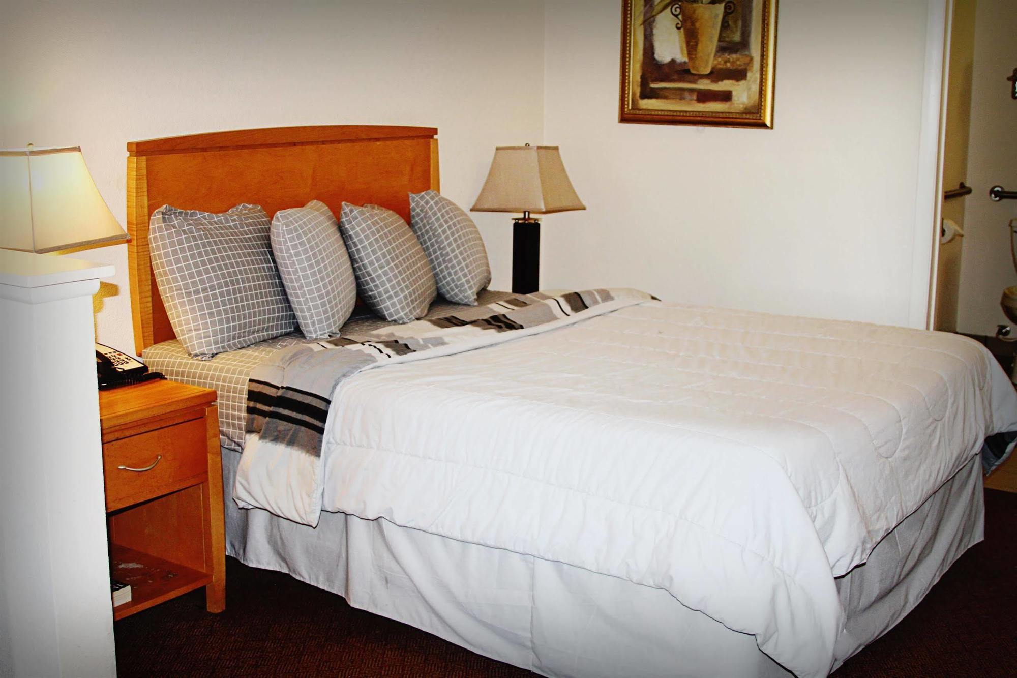 Ramada By Wyndham Kissimmee Downtown Hotel Zewnętrze zdjęcie