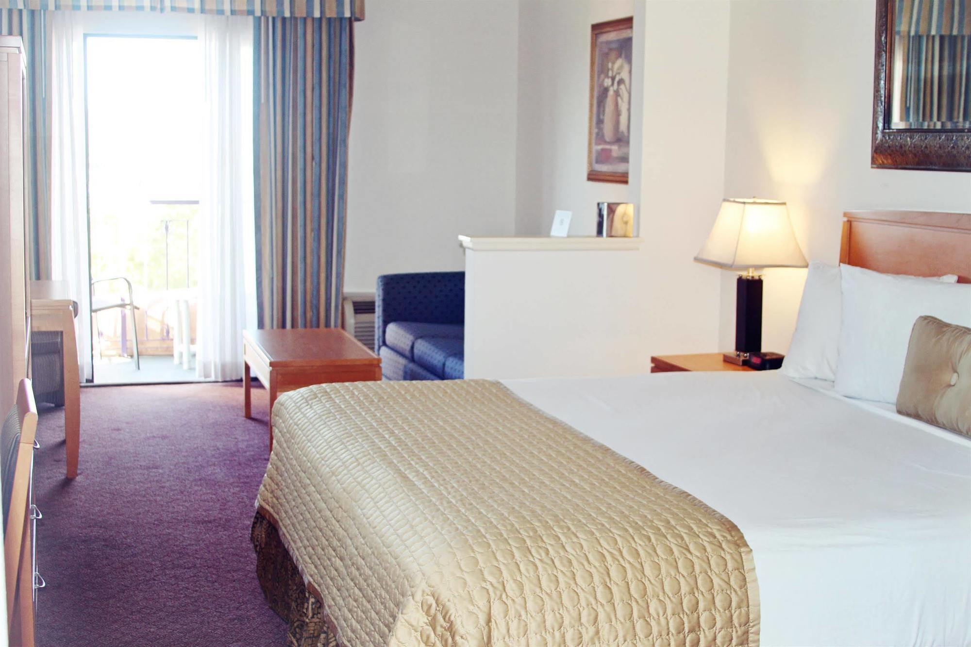 Ramada By Wyndham Kissimmee Downtown Hotel Zewnętrze zdjęcie